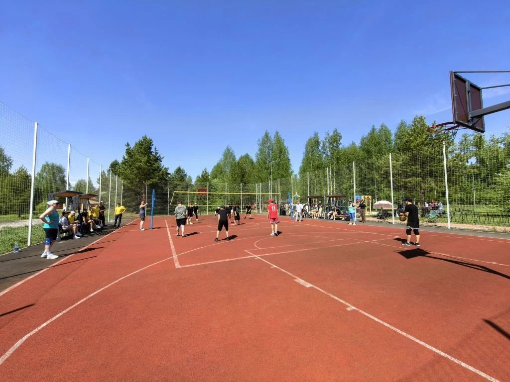 Спорт, стирающий границы: в Каменске-Уральском дан старт ежегодным Играм Дружбы «Солнечный луч»