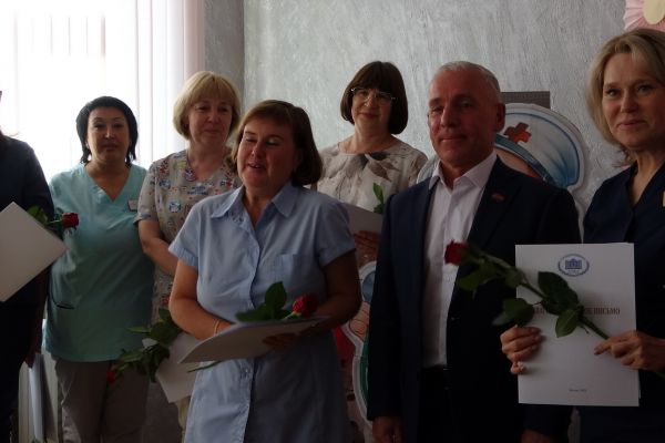 День медицинского работника 