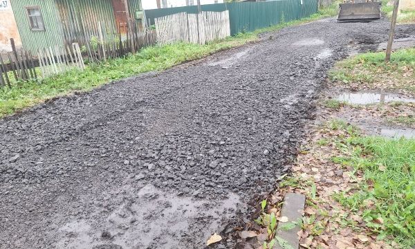 Продолжается работа по отсыпке дорог в посёлке Хозспособ