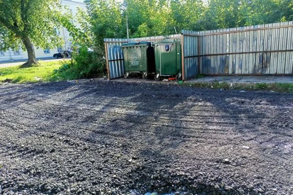 Проблема с мусором на Октябрьской, 52: идем к результату системно